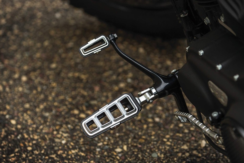 Kuryakyn Dillinger Shift Peg Silver | P/N 6714