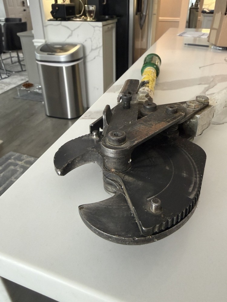 Greener Cable Cutter