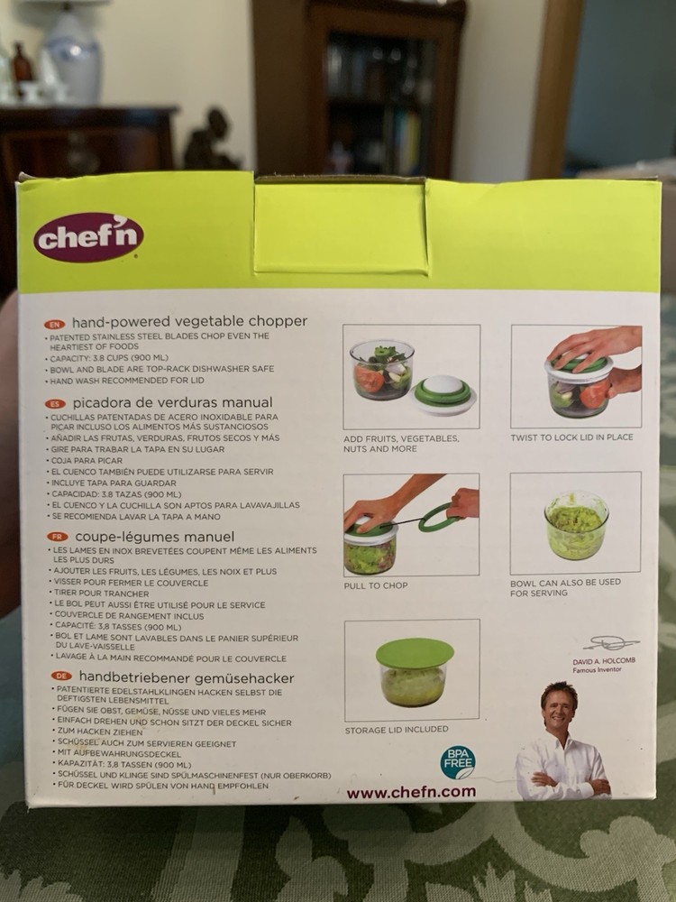 Chef'n VeggiChop Hand-Powered Pull Function Vegetable Chopper Green Storage Lid