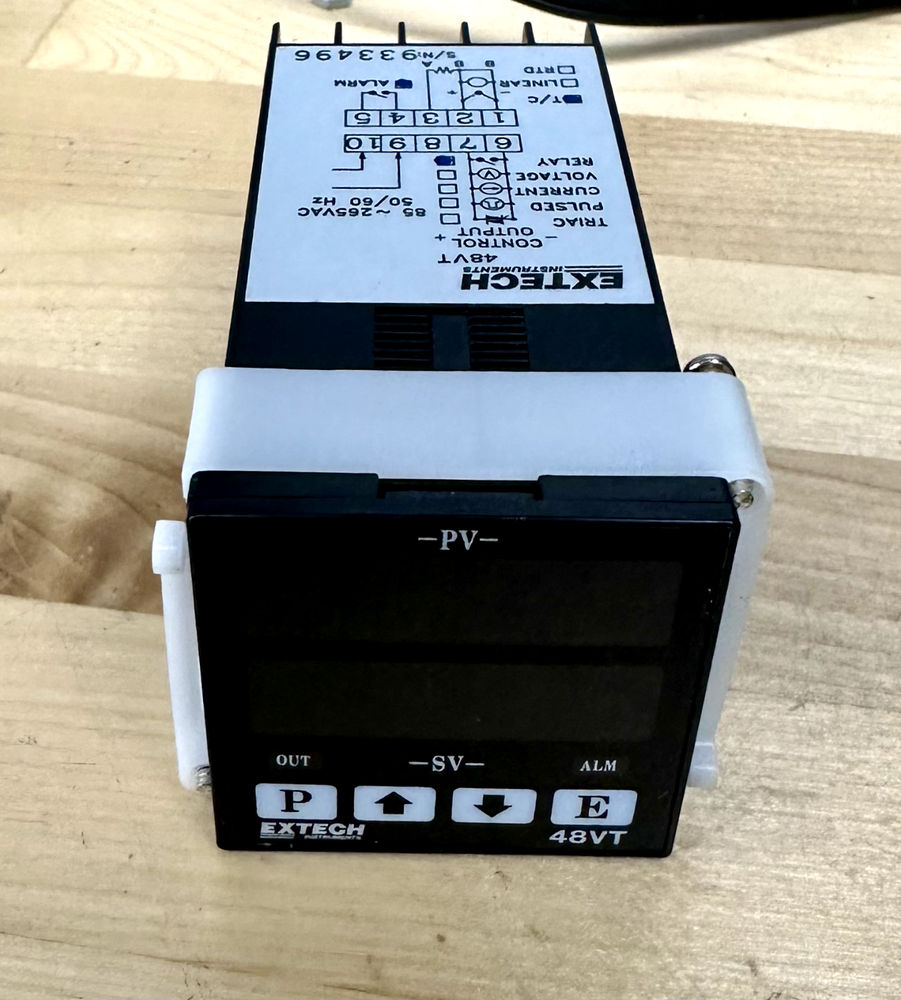 Extech 48VT Digital Process Controller