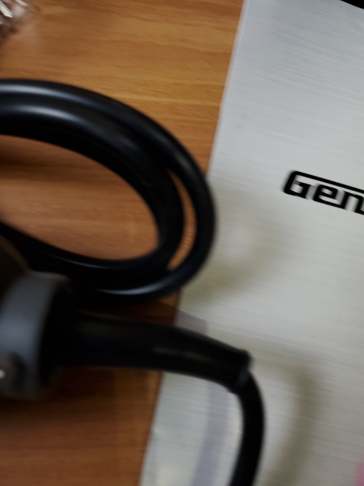 Genesis GRT2103-40 Variable Speed Rotary Tool with Some Accessories For Project