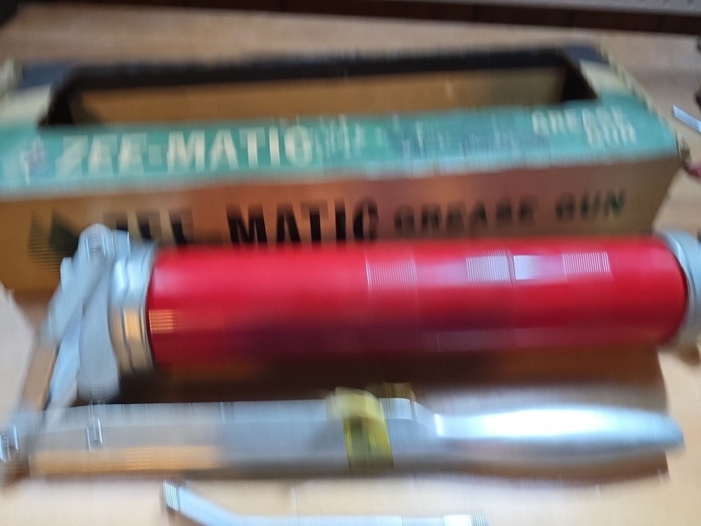 Zee-matic Grease Gun