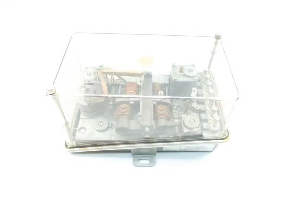 Bailey FC210 Mini-line Pneumatic Pressure Controller