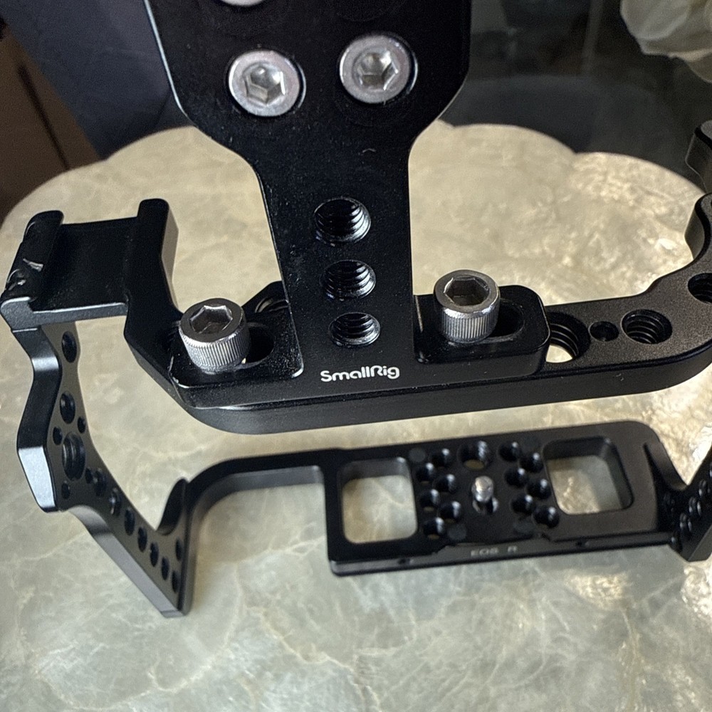 Camera Cage For Canon EOS R Digital Mirrorless Cameras & SmartRig top handle