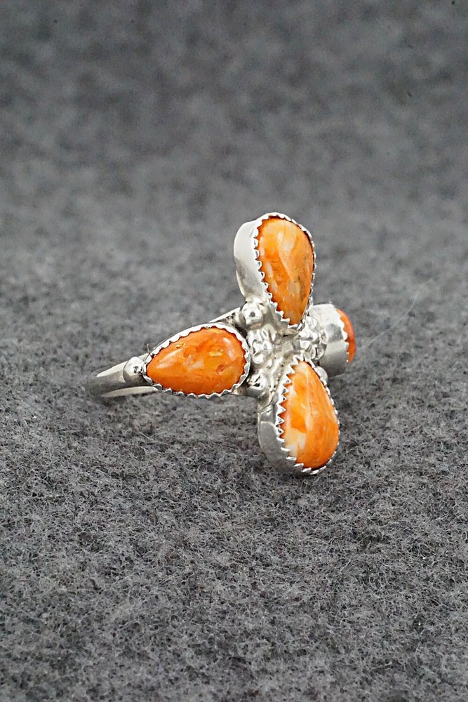 Spiny Oyster & Sterling Silver Ring - Maritta Martinez - Size 8.25