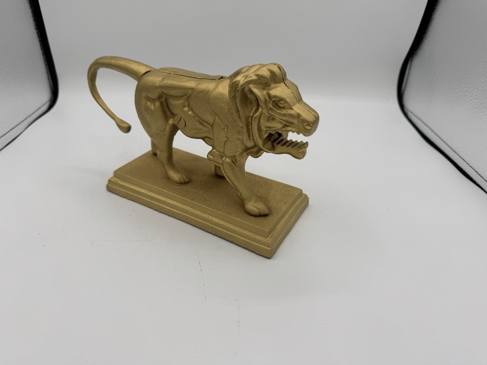 Vtg Cast Iron 4 Pound Lion Nutcracker Restored