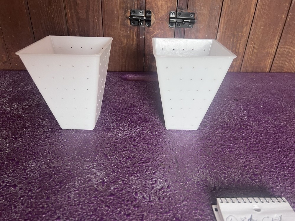 Pyramid cheese making mold