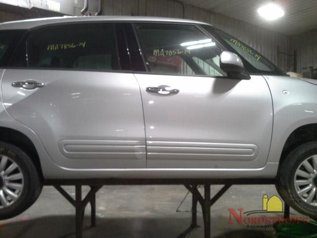 2014 Fiat 500 Driver Front Headrest Only Black Cloth