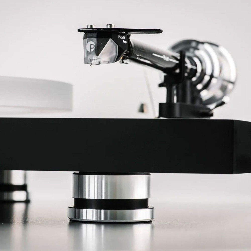 Pro-Ject: Debut Reference 10 Turntable