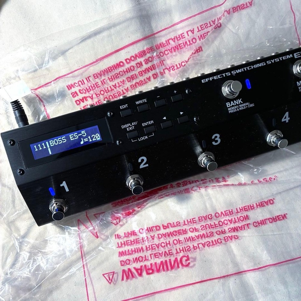 BOSS ES-5 Programmable Effects Switching System