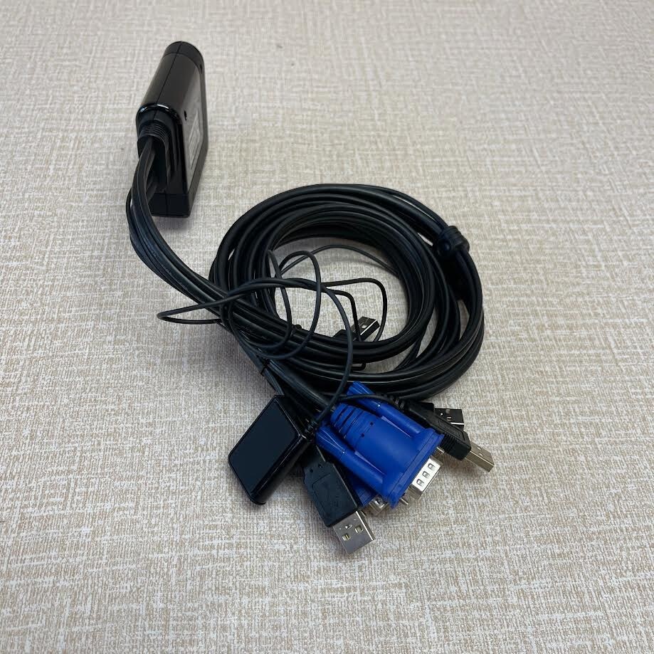 IOGear 2-Port USB KVM Switch NEW