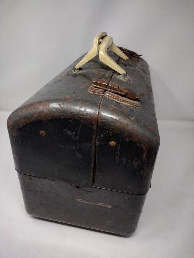 Vintage Cantilever Metal Tackle Box