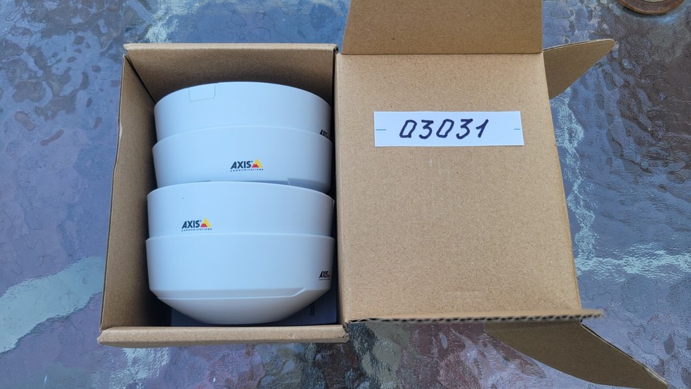 AXIS  01746-001  TM3805 VANDAL CASING C 4P