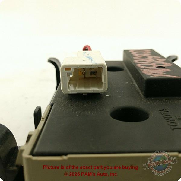 Used A/C Selector Switch fits: 2017 Toyota Sienna automatic temperature control