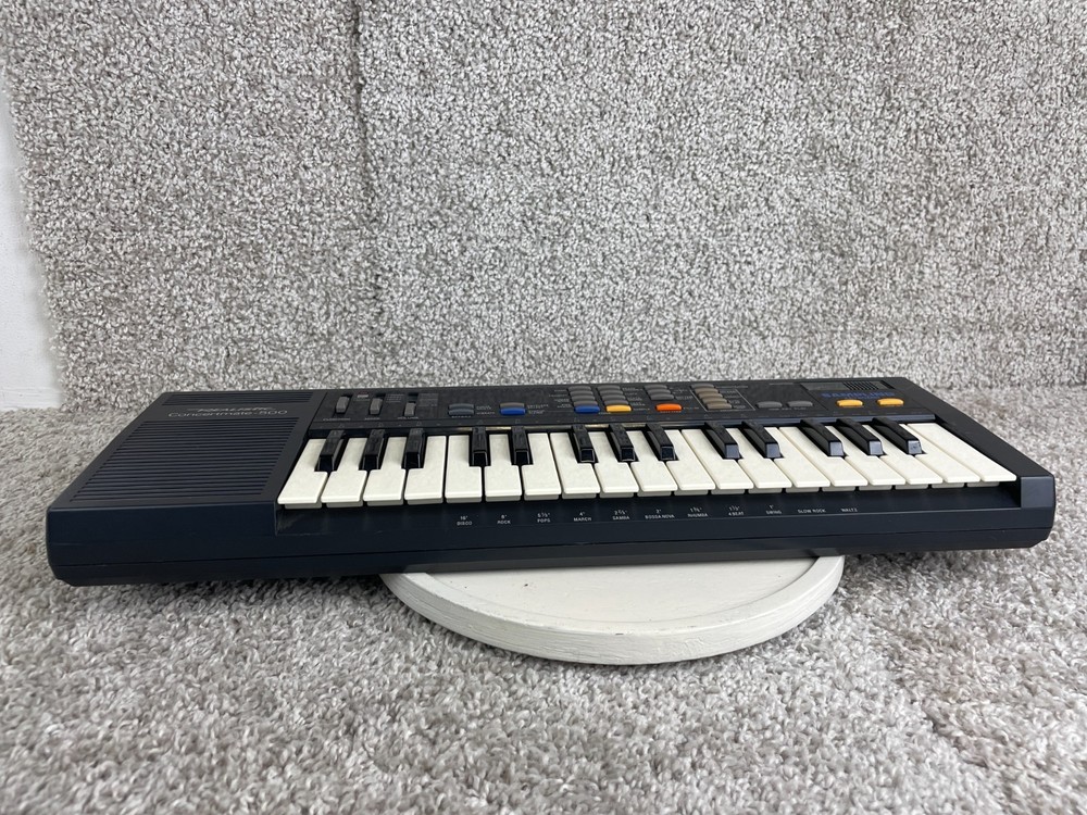 Realistic Concertmate-500 Electronic Sampling Keyboard Made in Japan