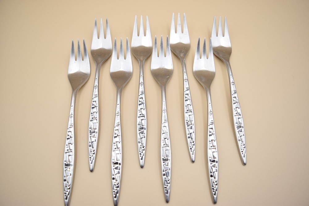 48pc Lyon Cortez Aztec Flatware Set Knives Serving Spoon Dinner Forks Tablespoon