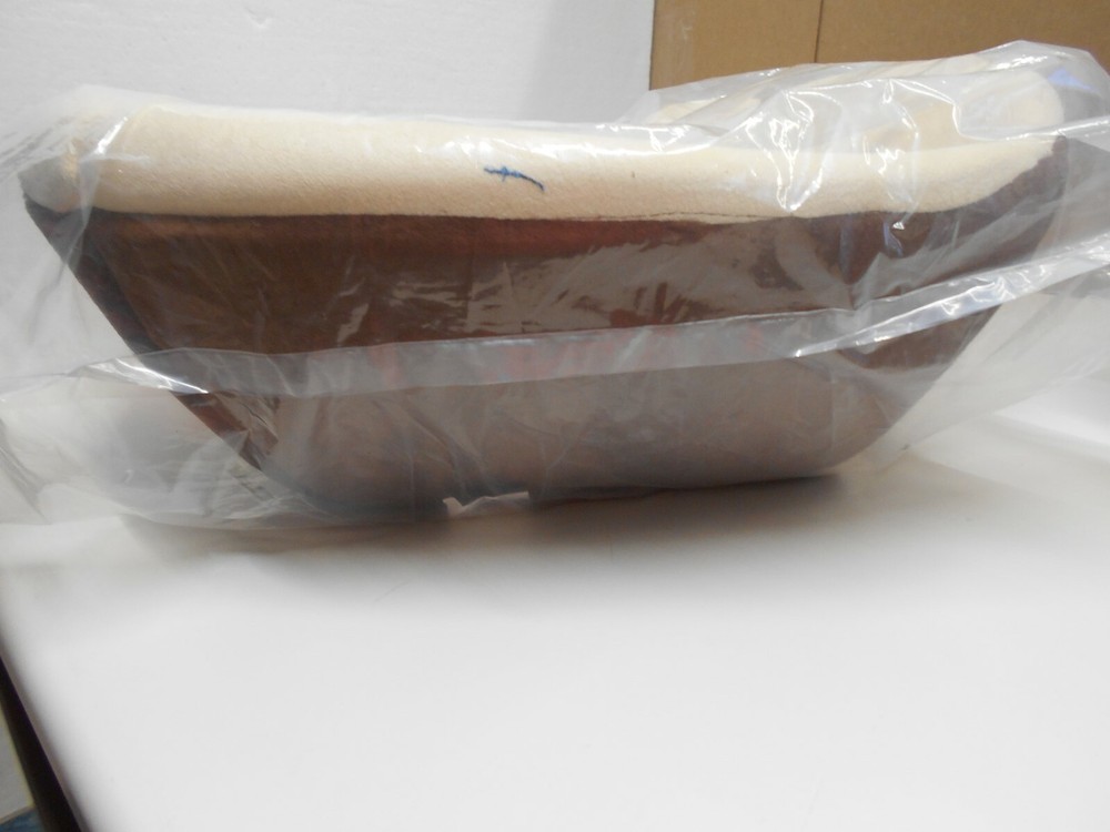 Pop-Up Pet Bungalow Bed , Brown & Tan, New