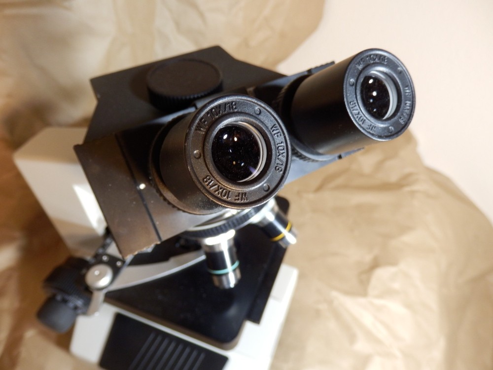 OMAX 40X-2000X LED Compound Microscope