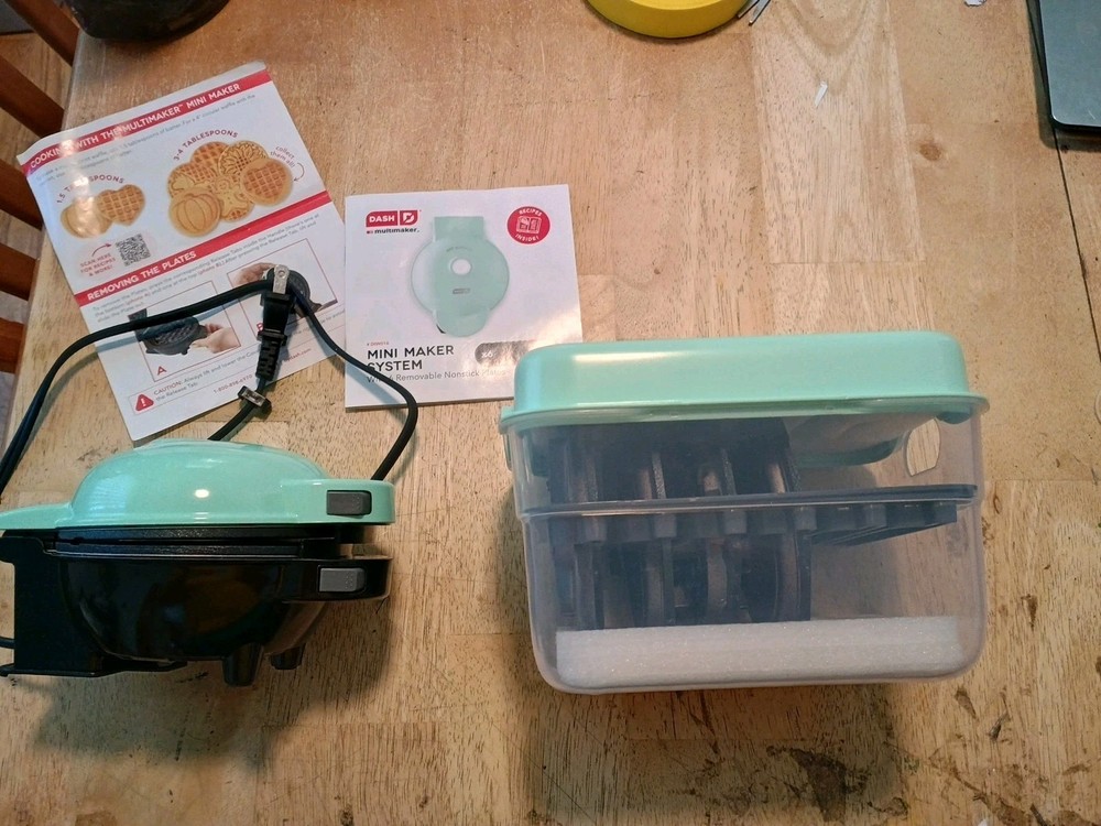 Dash Waffle Mini Maker System Open Box Teal