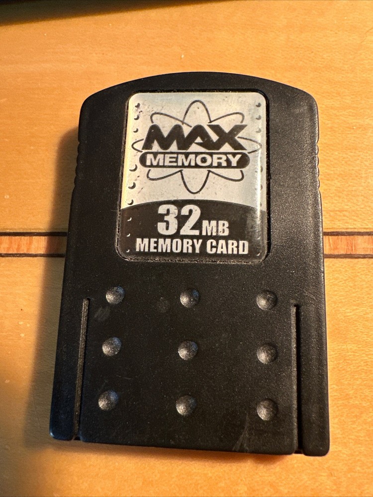 Max Memory 32MB Memory Card for Sony PlayStation 2 PS2 Silver Label