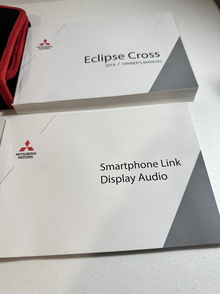 2019 Mitsubishi Eclipse Cross Owner's Manual Set
