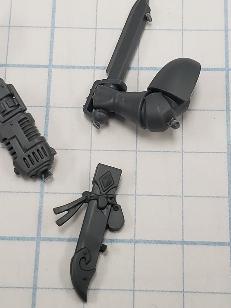 40k Space Wolves Bits Wolf Scout Kill Team Hunter Plasma Pistol Combat Blade #59
