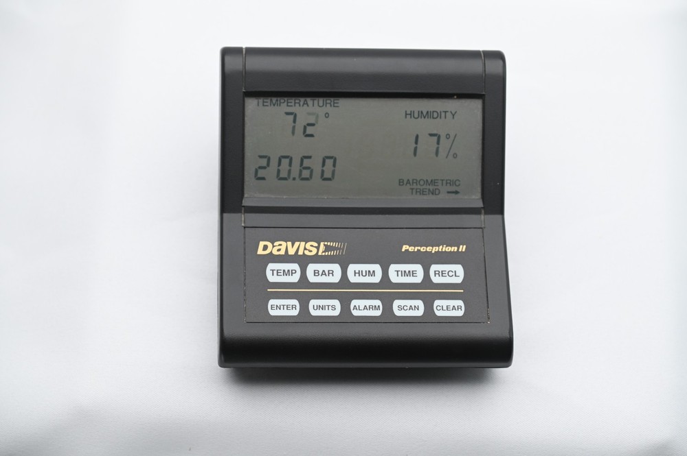 Davis Perception II 7400 Weather Station System Temp Barometer
