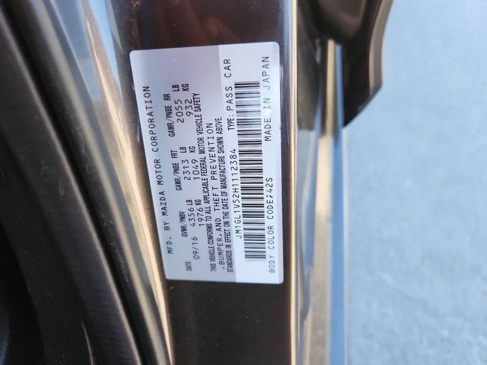 6 2017 Glove Box 4941200