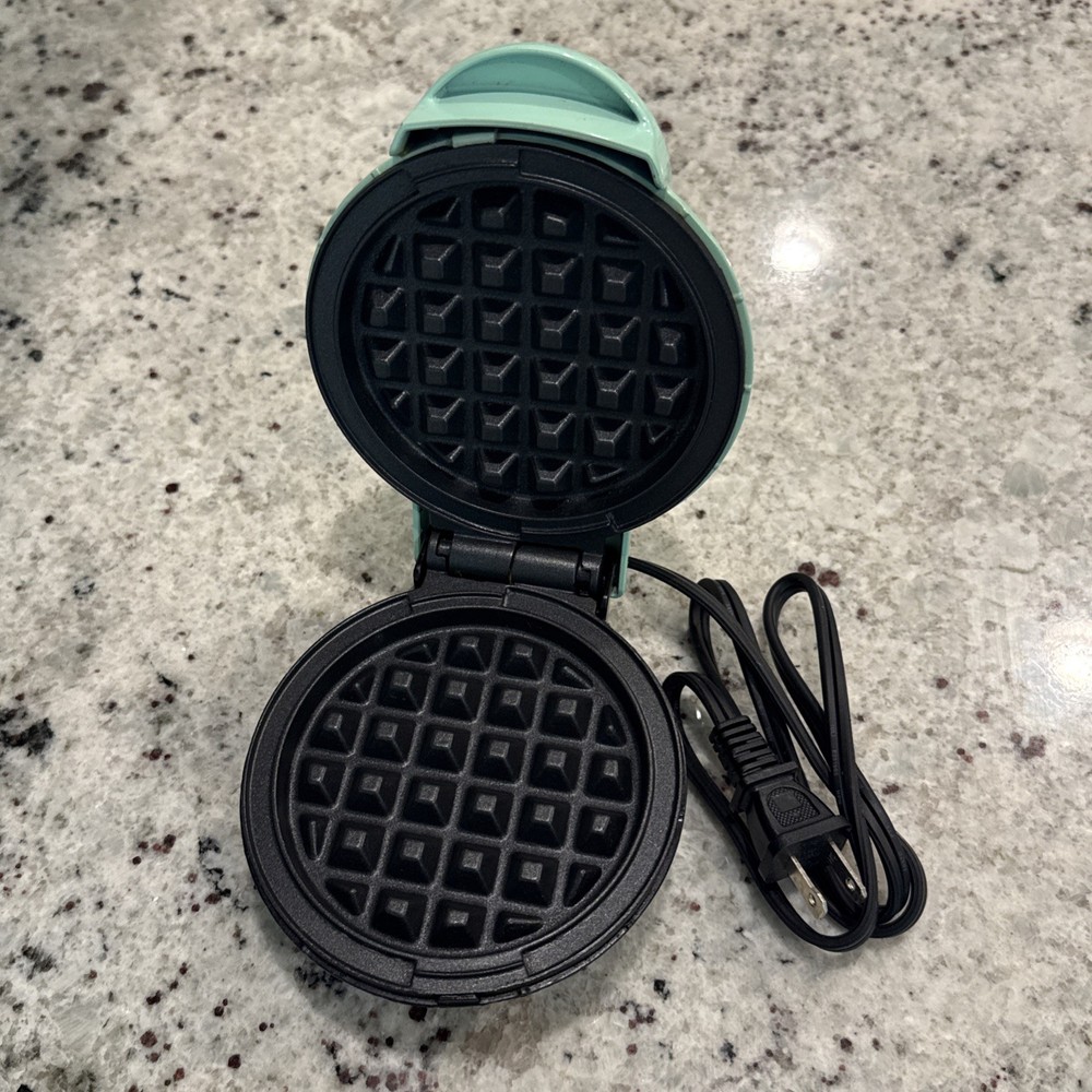 Dash Mini Waffle Maker Breakfast Egg Chaffle