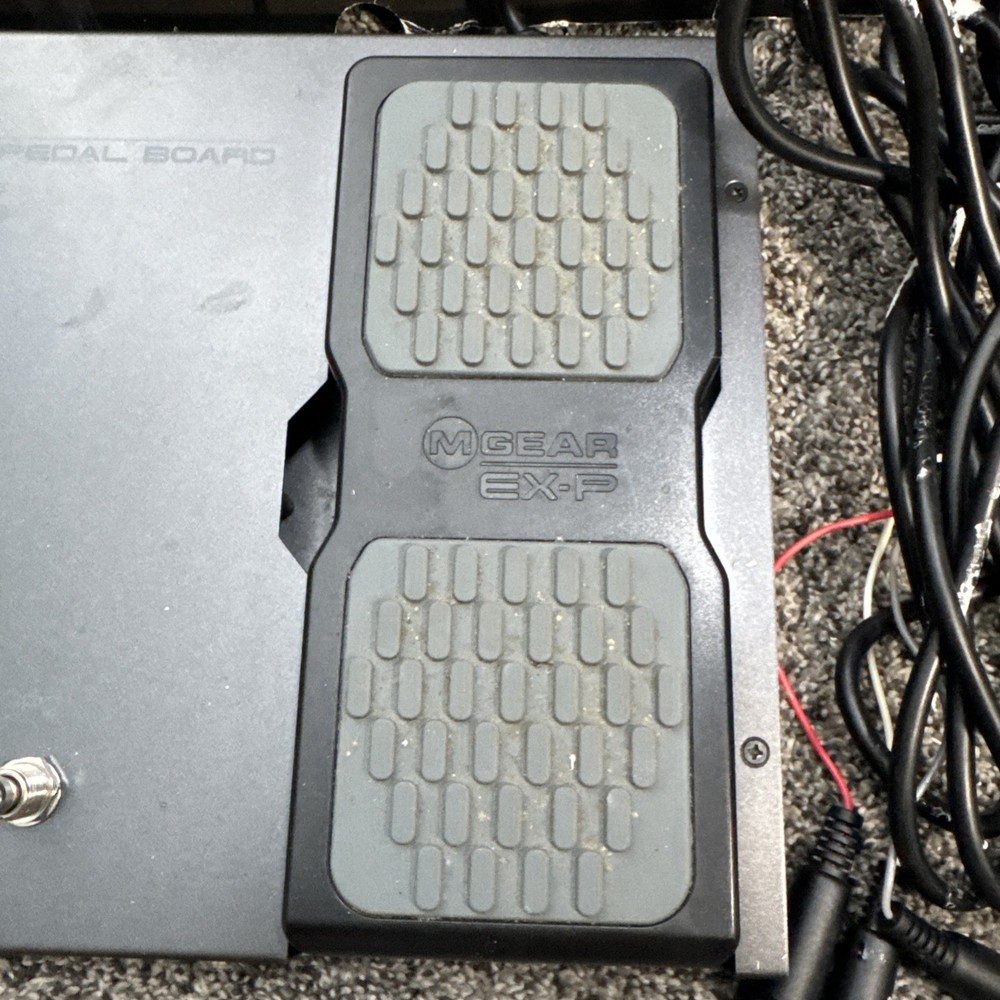 M-Audio Black Box Pedal Board New