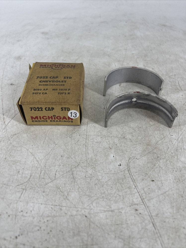 NOS OEM Michigan Engine Bearings Connector 7022 CAP STD