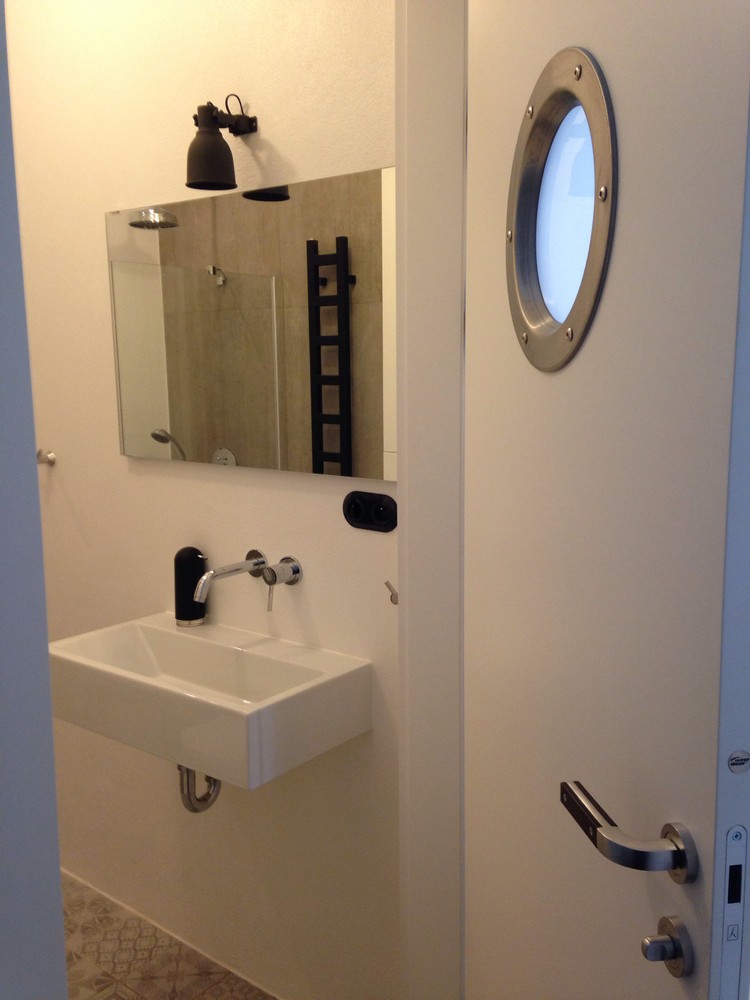 PORTHOLE BULL'S EYE FOR DOORS phi 350 mm