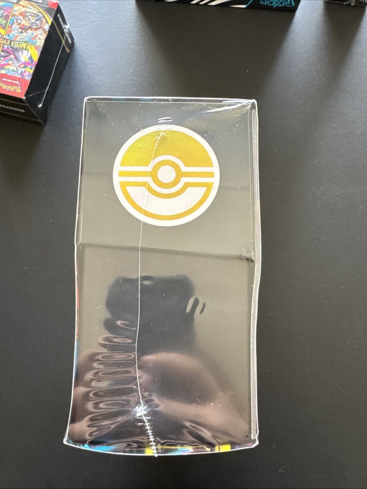 Pokemon TCG Mega Evolutions Elite Trainer Box Gardevoir Art