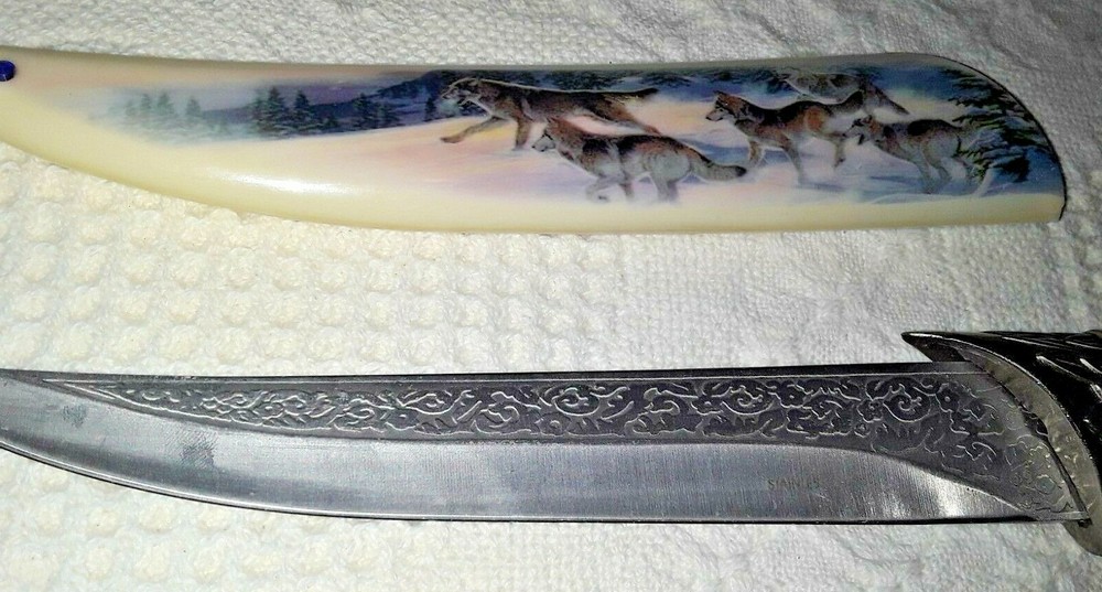 Large 13" Damascus Fixed Blade 8" Blade 5" Handle Full Tang Wolf Pack C Pics EC