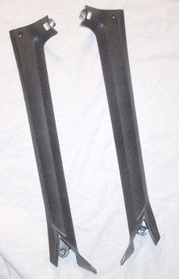 69-70 MUSTANG FASTBACK PILLAR POST MOLDINGS, PAIR