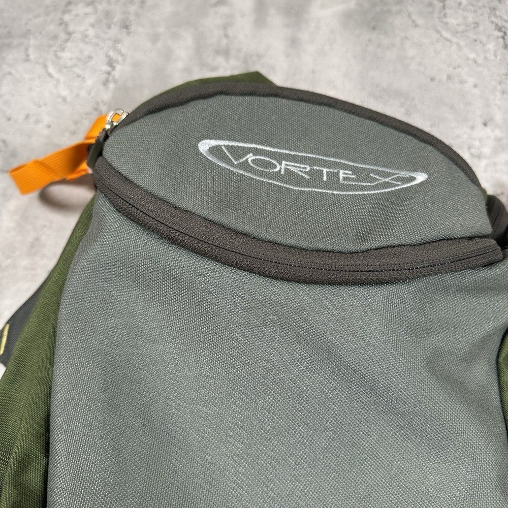 VORTEX Hiking Backpack - Green/Gray - Read