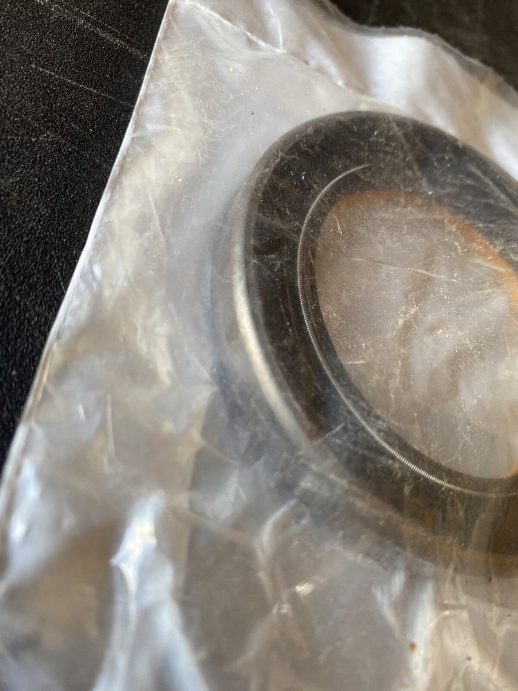 (MC34) 91514147 JLG Seal