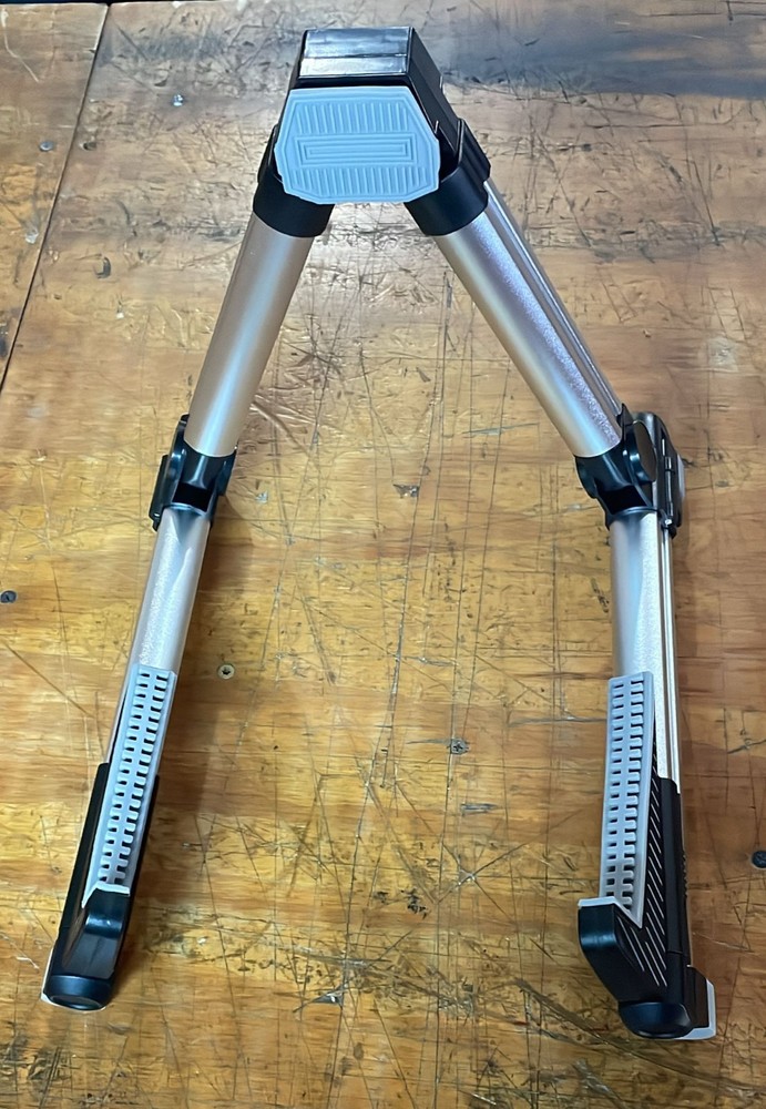 Astra Guitar Stand