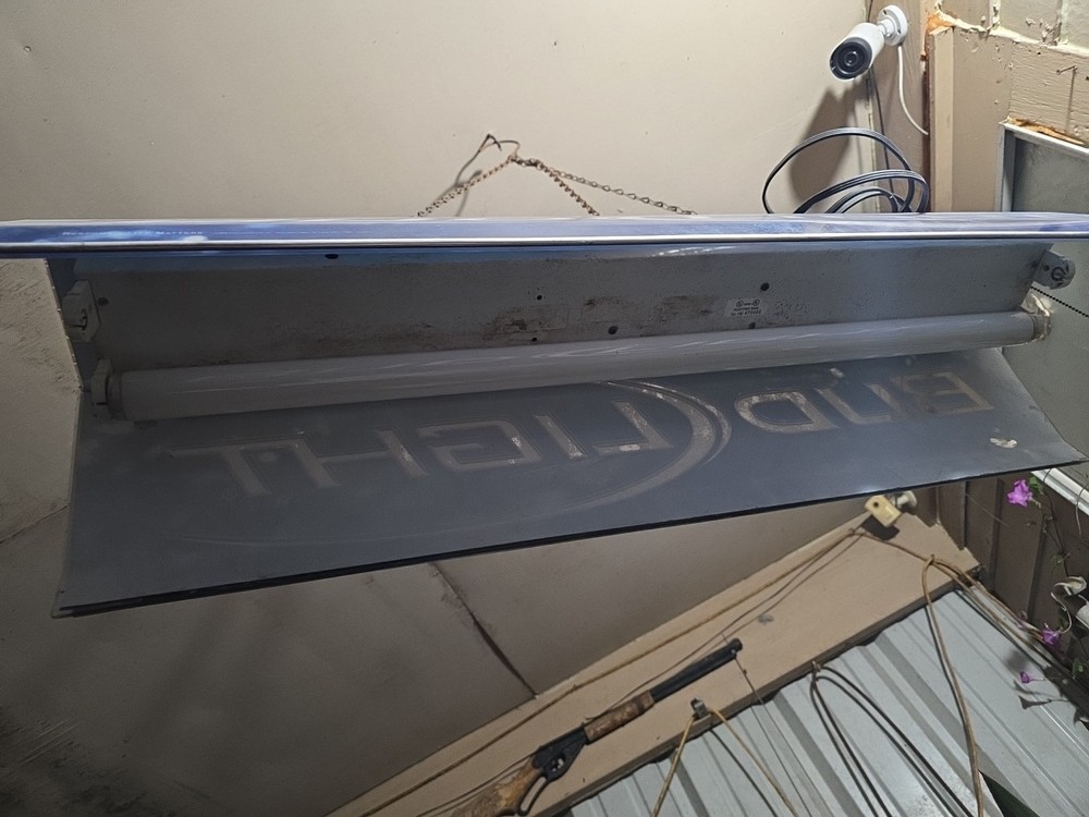 budlight pool table signs