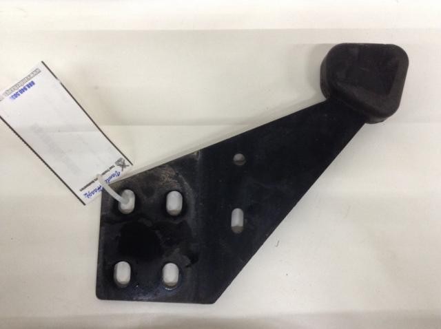 International DURASTAR (4400) Left/Driver Hood Rest - Used