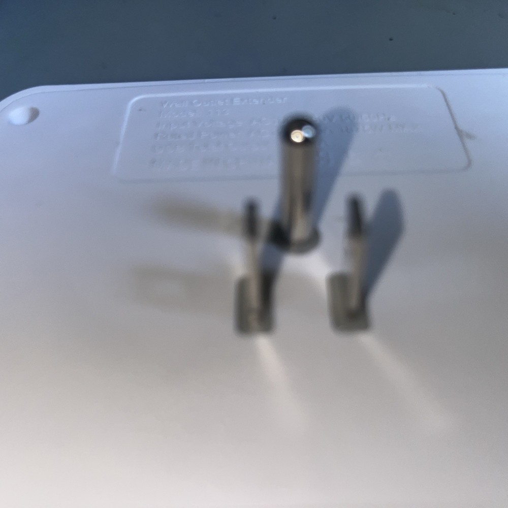 Wall Outlet Extender Model 113