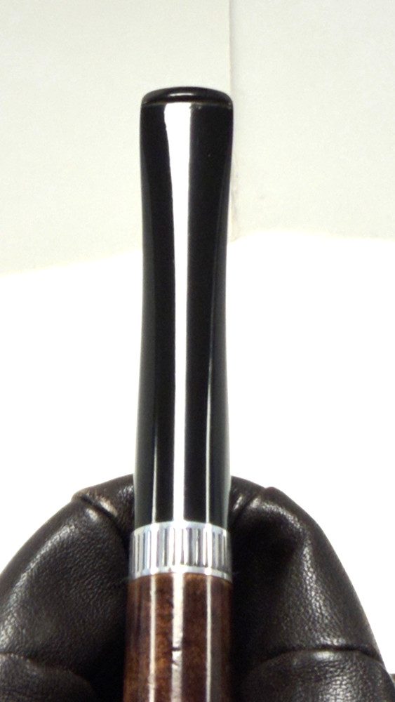 VAN DYKE Smooth Medium Acorn / Pear with Tapered Ebonite Stem