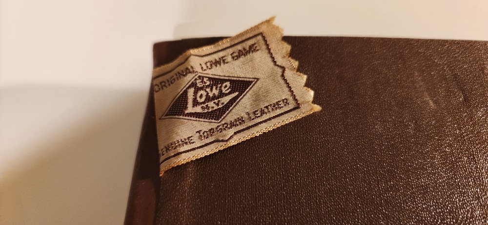 Vintage E.S. Lowe Bookshelf GameCheckers Backgammon, acey-ducey Leather case