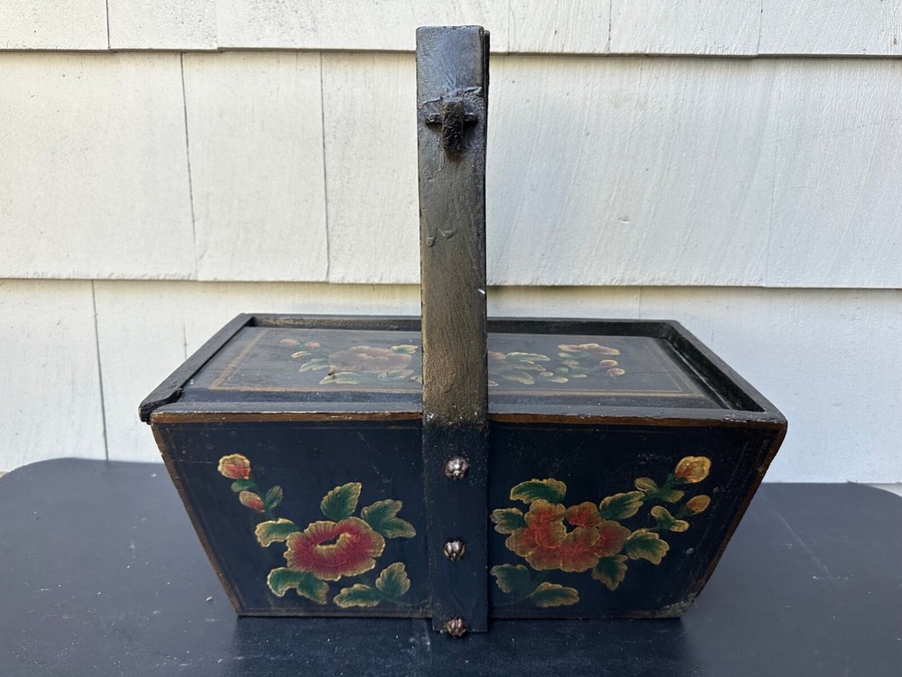 Antique Japanese Hand Painted Lacquered Handled Box