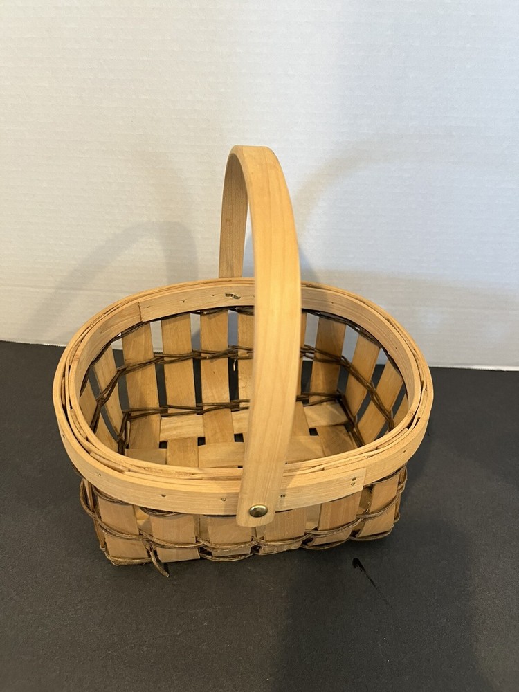 Woven Wood Basket w/Single Moveable Handle