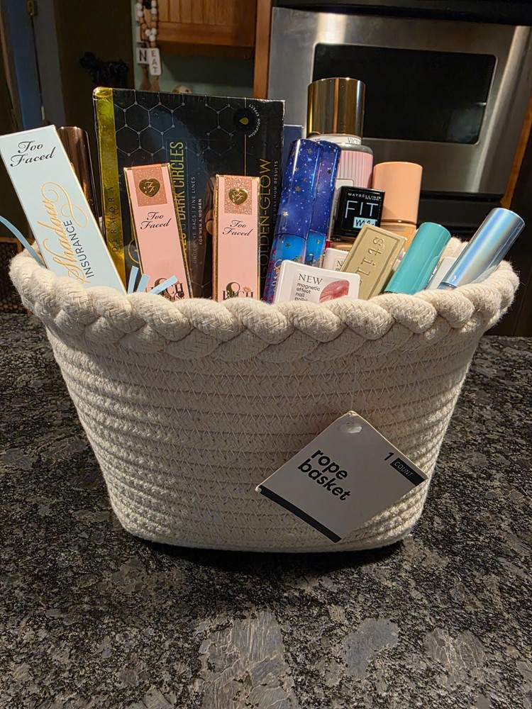 Too Faced Make Up Plus Much More Beauty Bundle