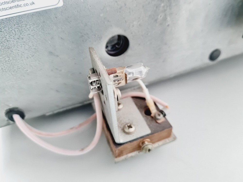 CECIL CE 1010 Spectrometer Lab