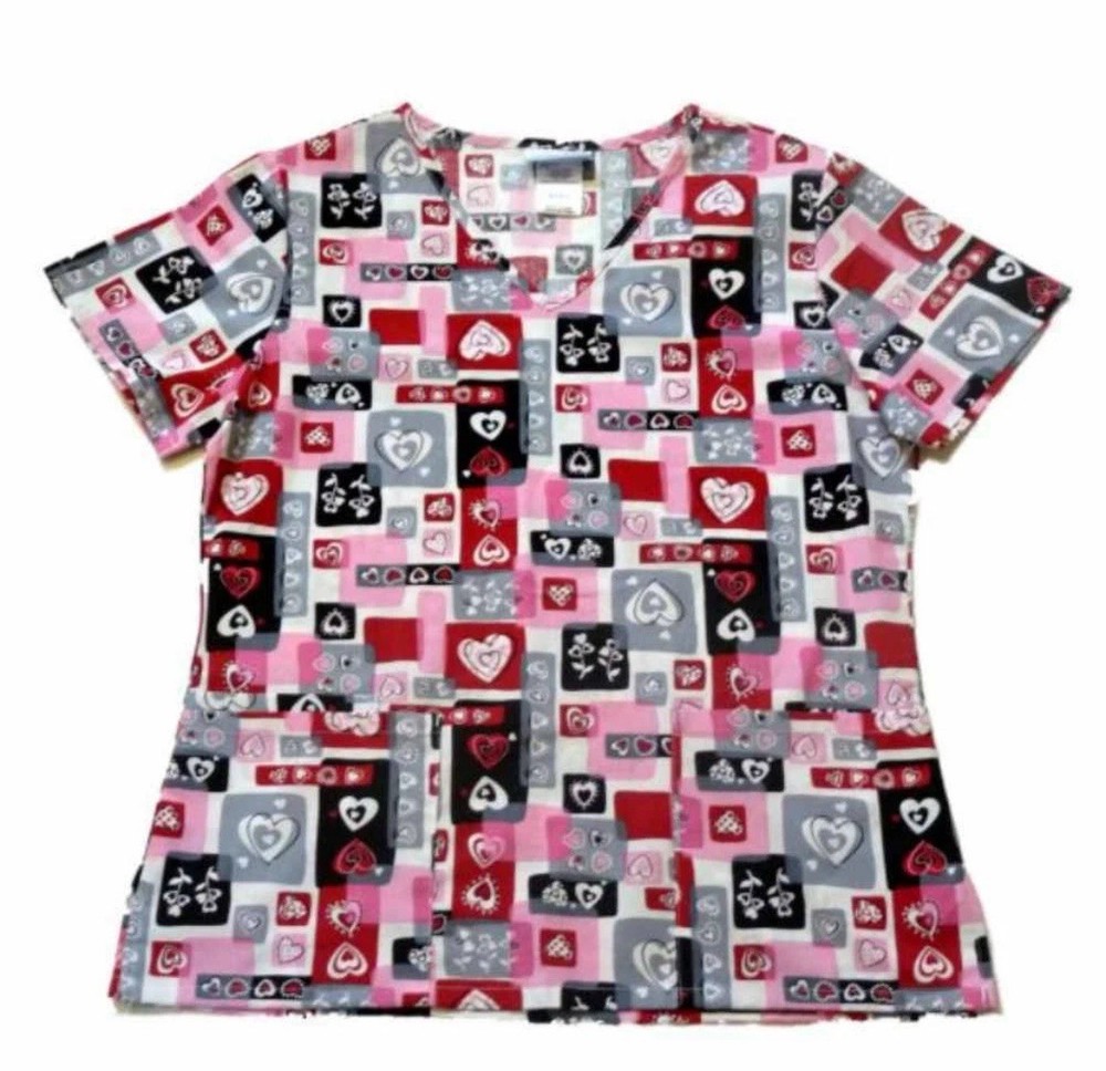 Simply Basic Women’s Scrub Top Small Valentines Day Hearts