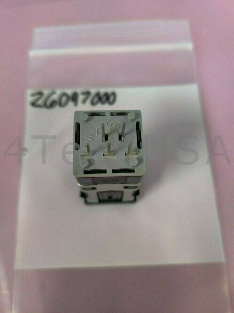 Universal Instruments Pushbutton Switch 26097000