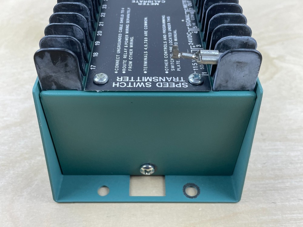 TRW Dynalco Controls SST2000-7 Speed Switch Transmitter